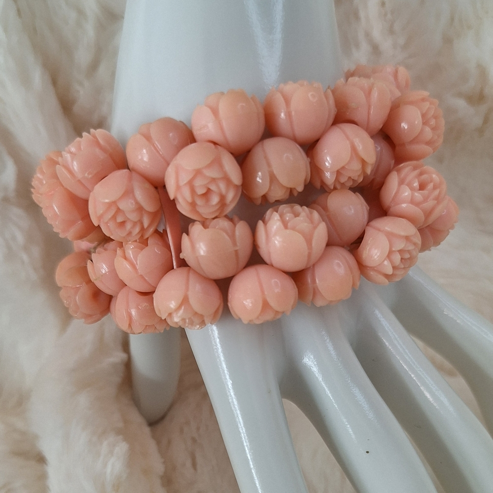 Pink Carved Celluloid Rosebud Flower Vintage Stretch Bracelet